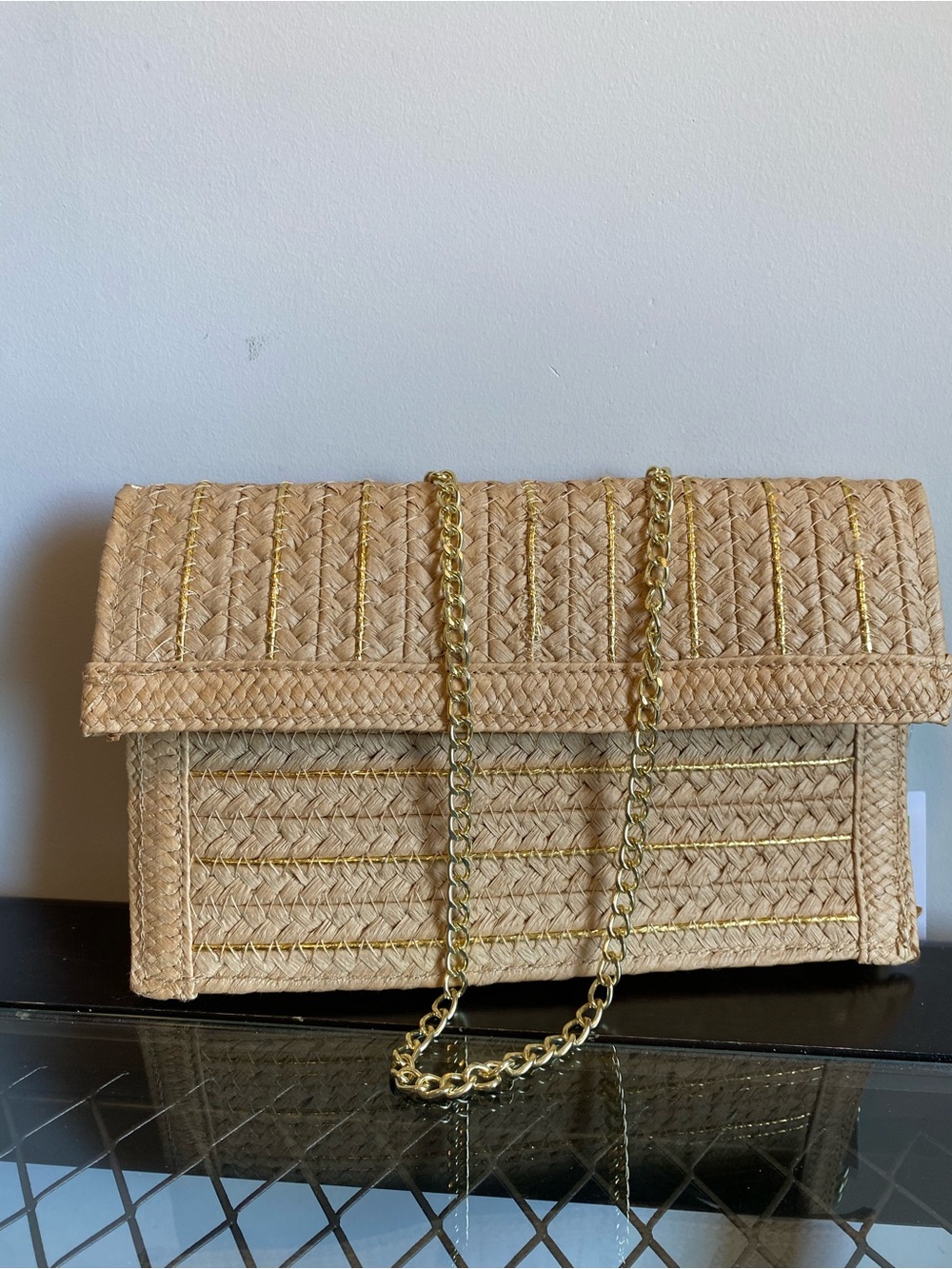 Woven Straw Chain-Handle Shoulder Bag - Beige